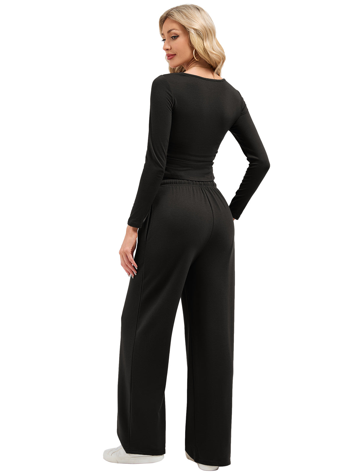 Airport Outfits for Women