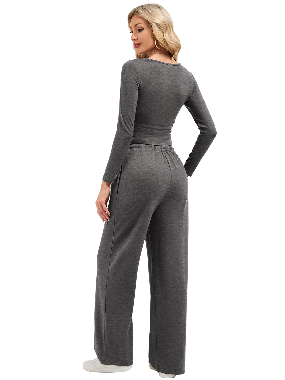 Airport Outfits for Women